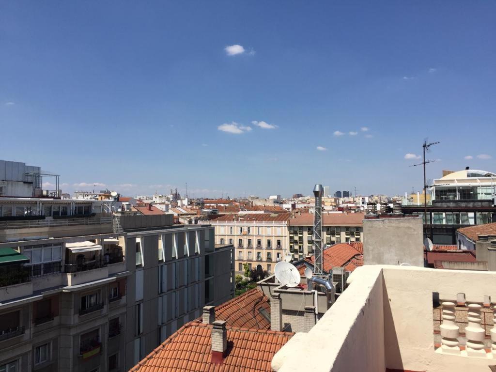 Lux Penthouse Gran Via Hotel Madrid Exterior photo